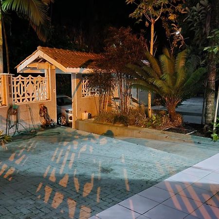 Suites Ubatuba Praia Da Lagoinha Kültér fotó