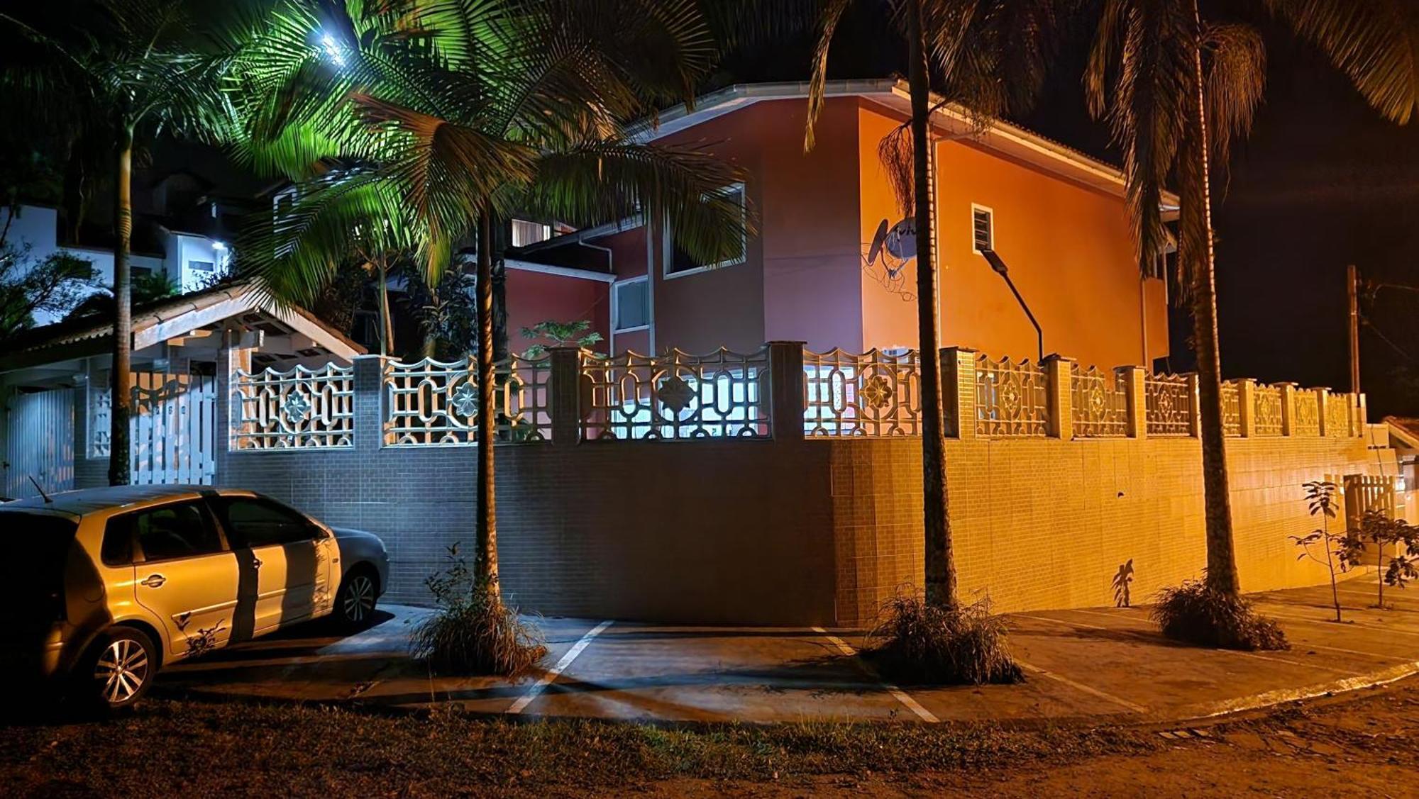 Suites Ubatuba Praia Da Lagoinha Kültér fotó